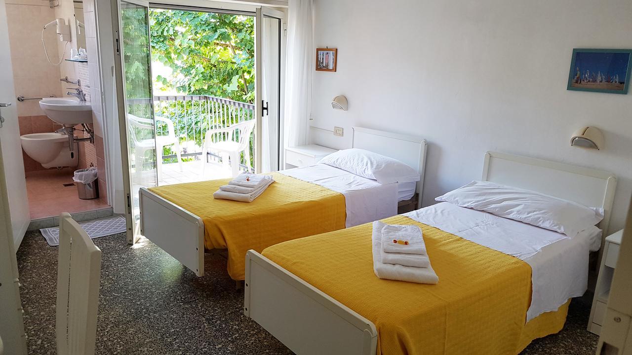 Hotel Le Pleiadi Bellaria-Igea Marina Exterior foto